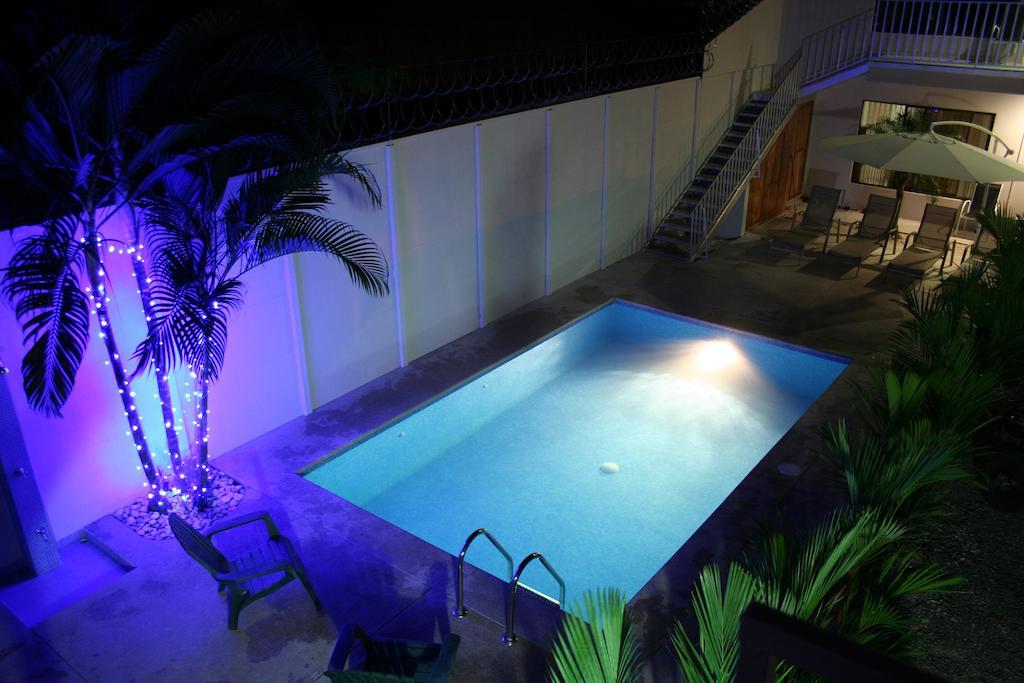 Tuanis Aparthotel Jacó Chambre photo