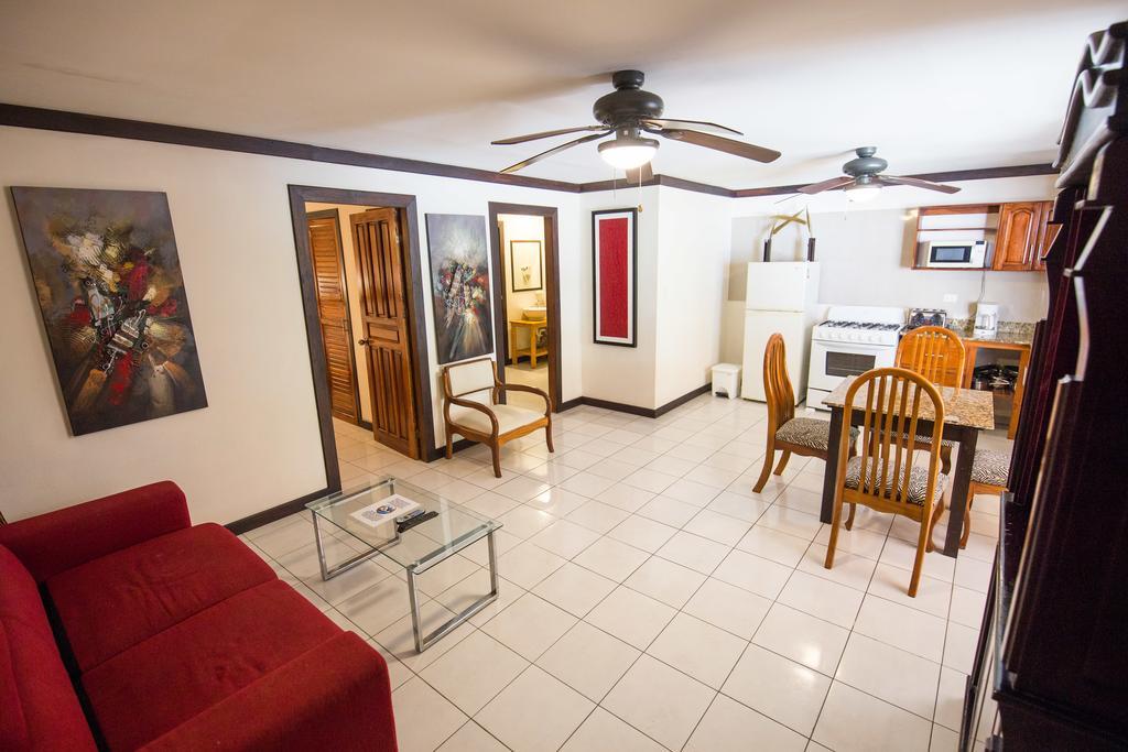 Tuanis Aparthotel Jacó Extérieur photo